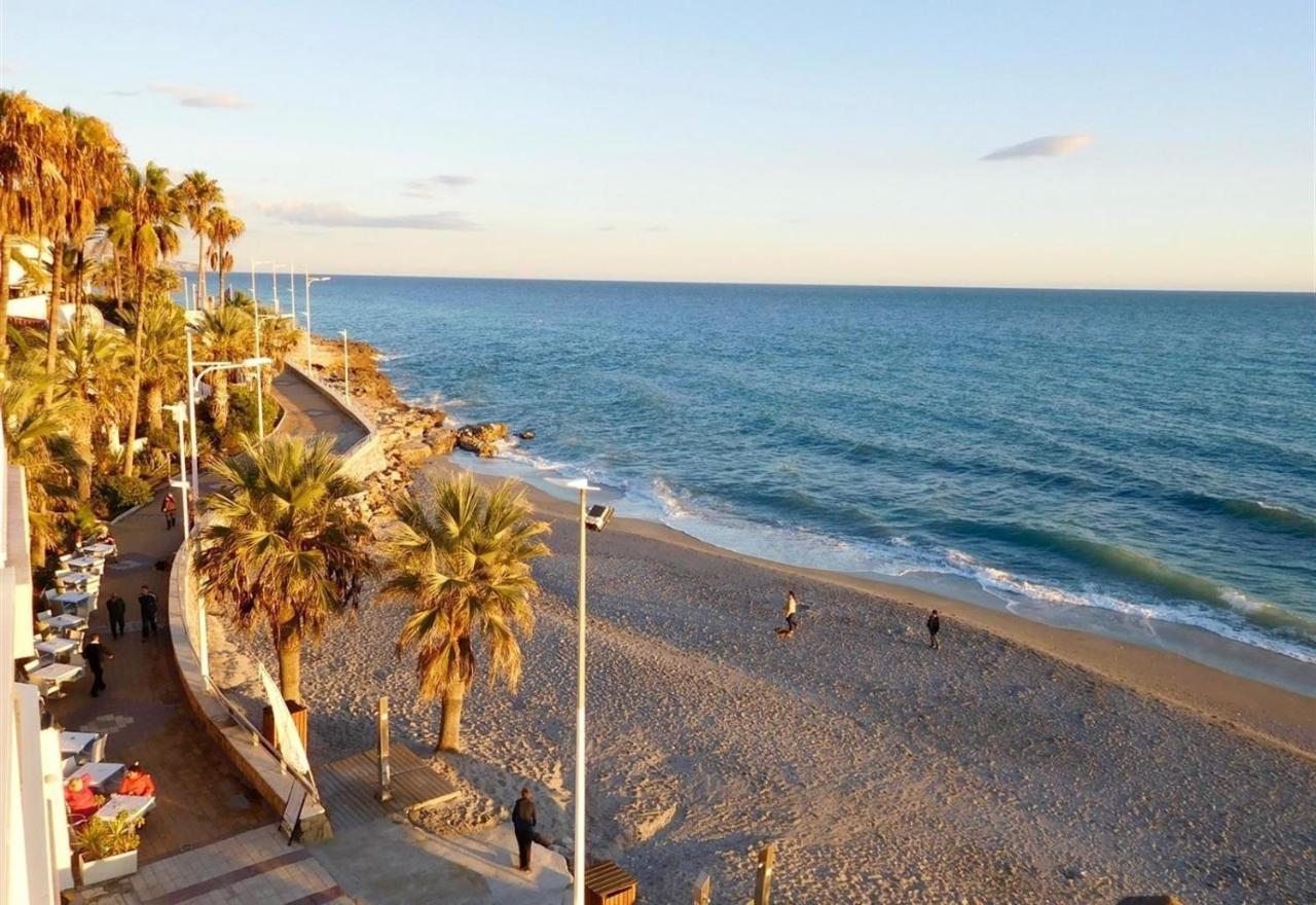 Super Front Line Modern New Apartm Nerja Exterior foto